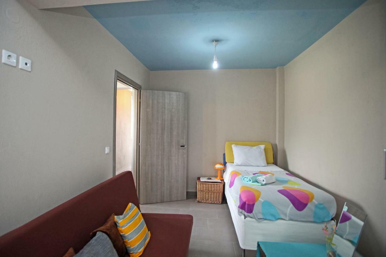 See To Sea Apartments Paralia Dionisiou Zewnętrze zdjęcie